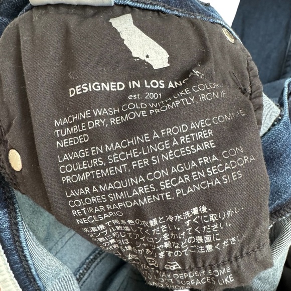 Women’s Mari Jeans by AG - Picture 5 of 10